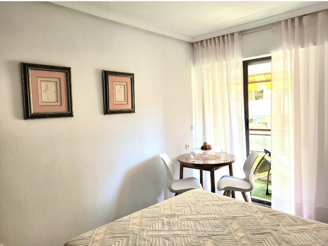 Apartament Amistosa, Habitacion Con Balcon, Alicante, Playa, Centro, Rambla, Mercado Zewnętrze zdjęcie