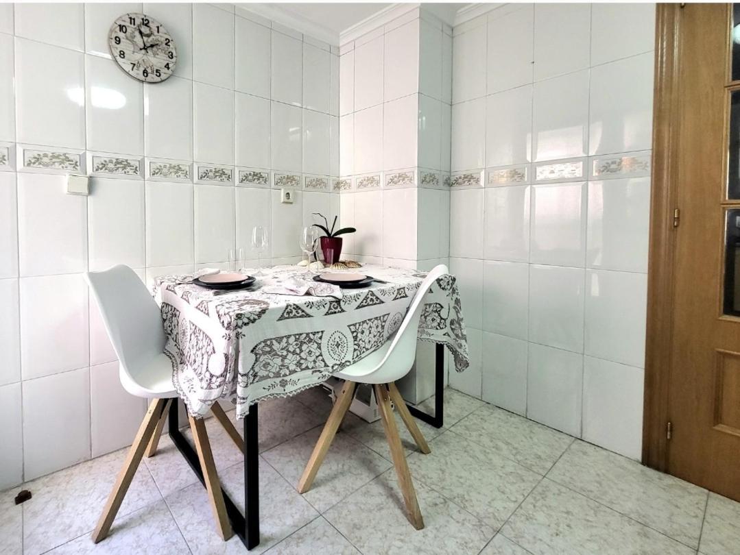 Apartament Amistosa, Habitacion Con Balcon, Alicante, Playa, Centro, Rambla, Mercado Zewnętrze zdjęcie